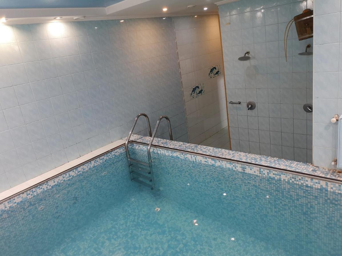 לבוב Orange Hotel מראה חיצוני תמונה